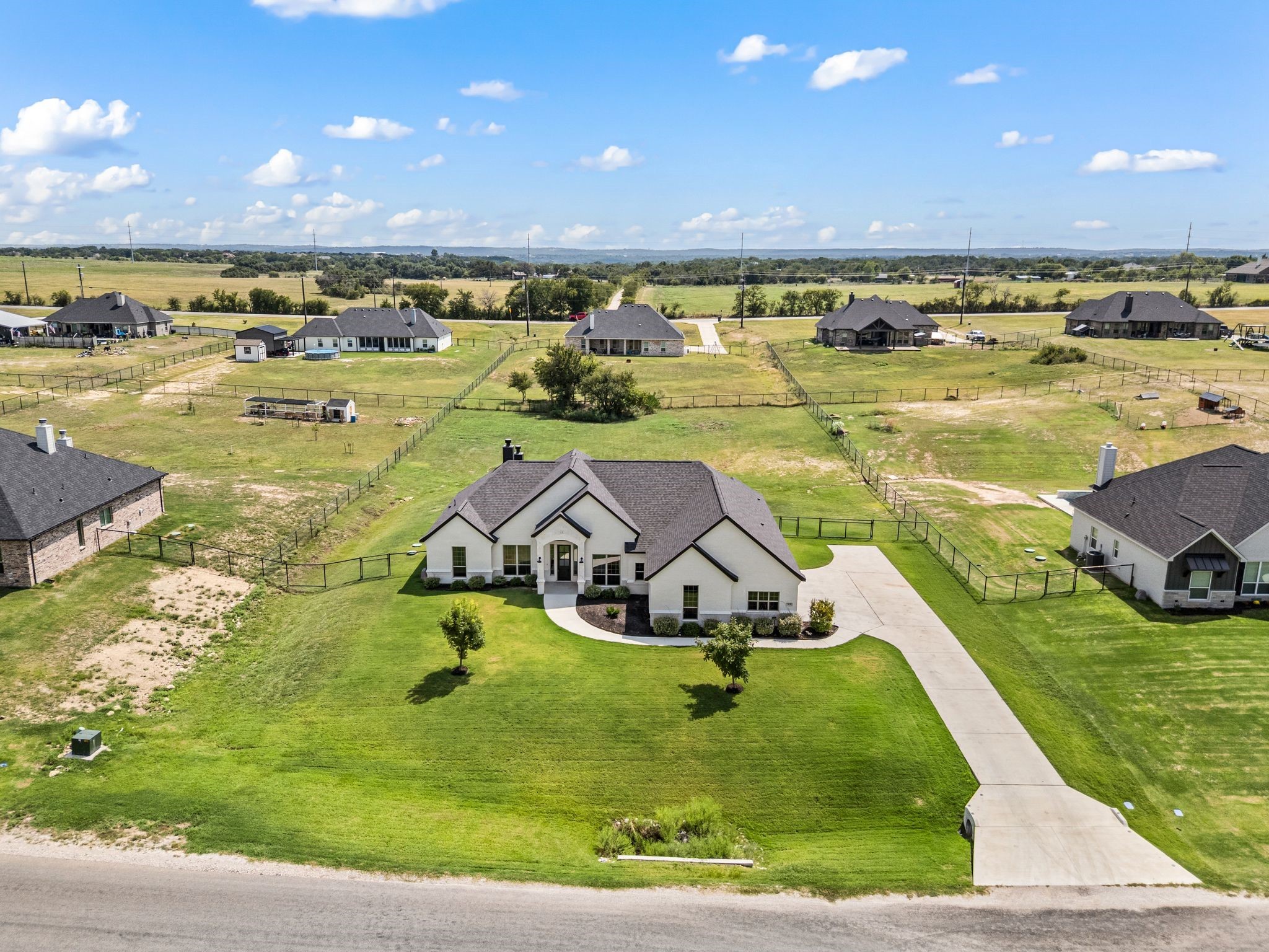 313 Oak Meadow Lane Weatherford TX 76085