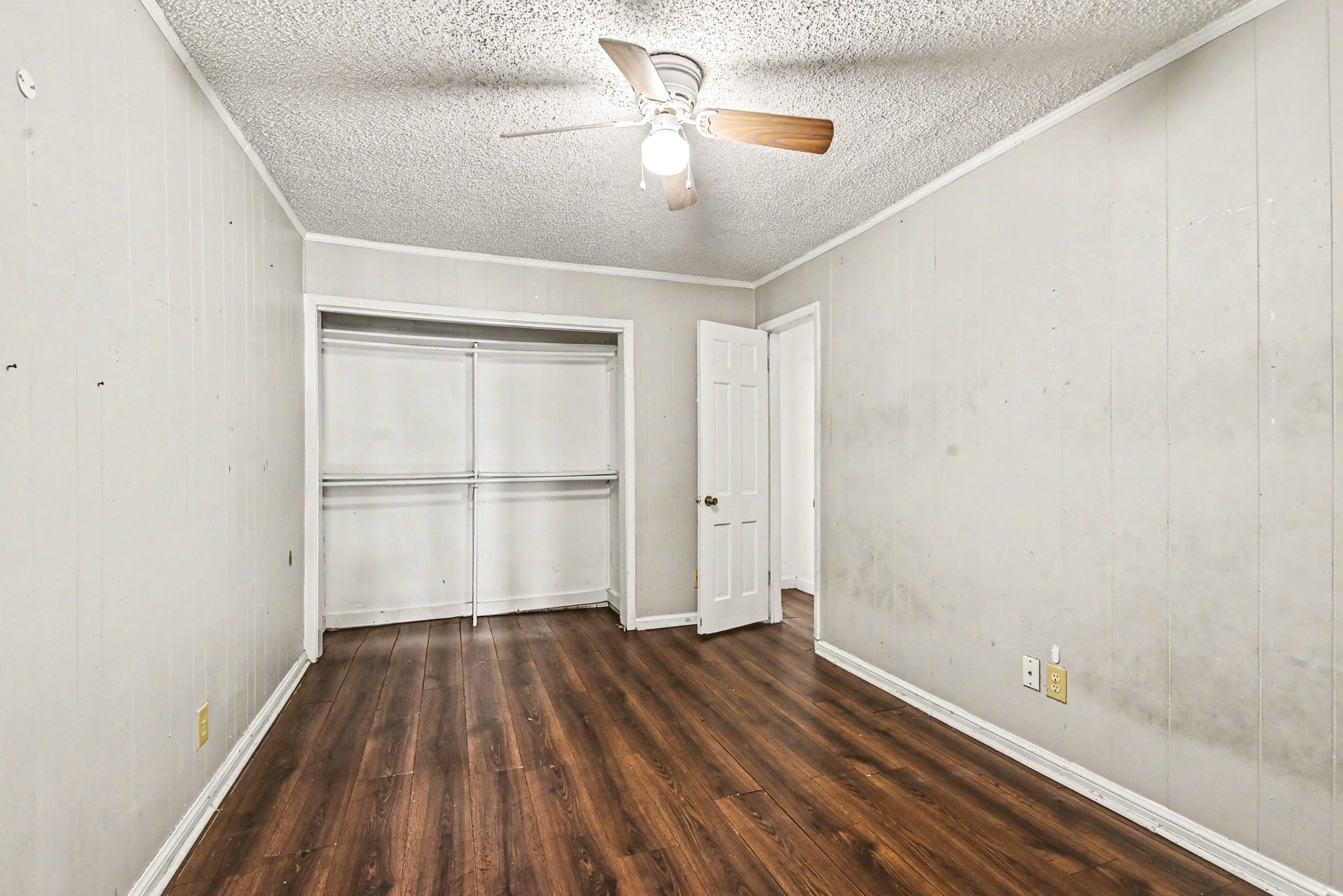 5025 N Langley Road River Oaks TX 76114