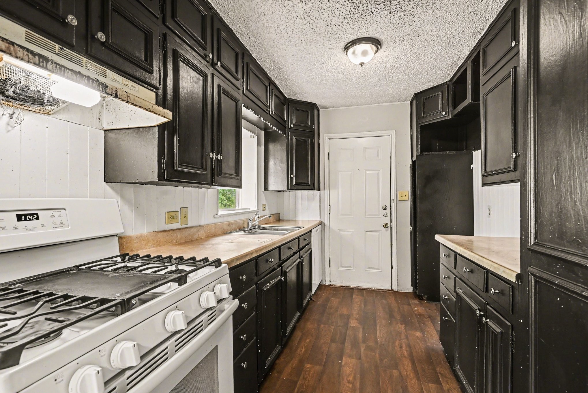 5025 N Langley Road River Oaks TX 76114