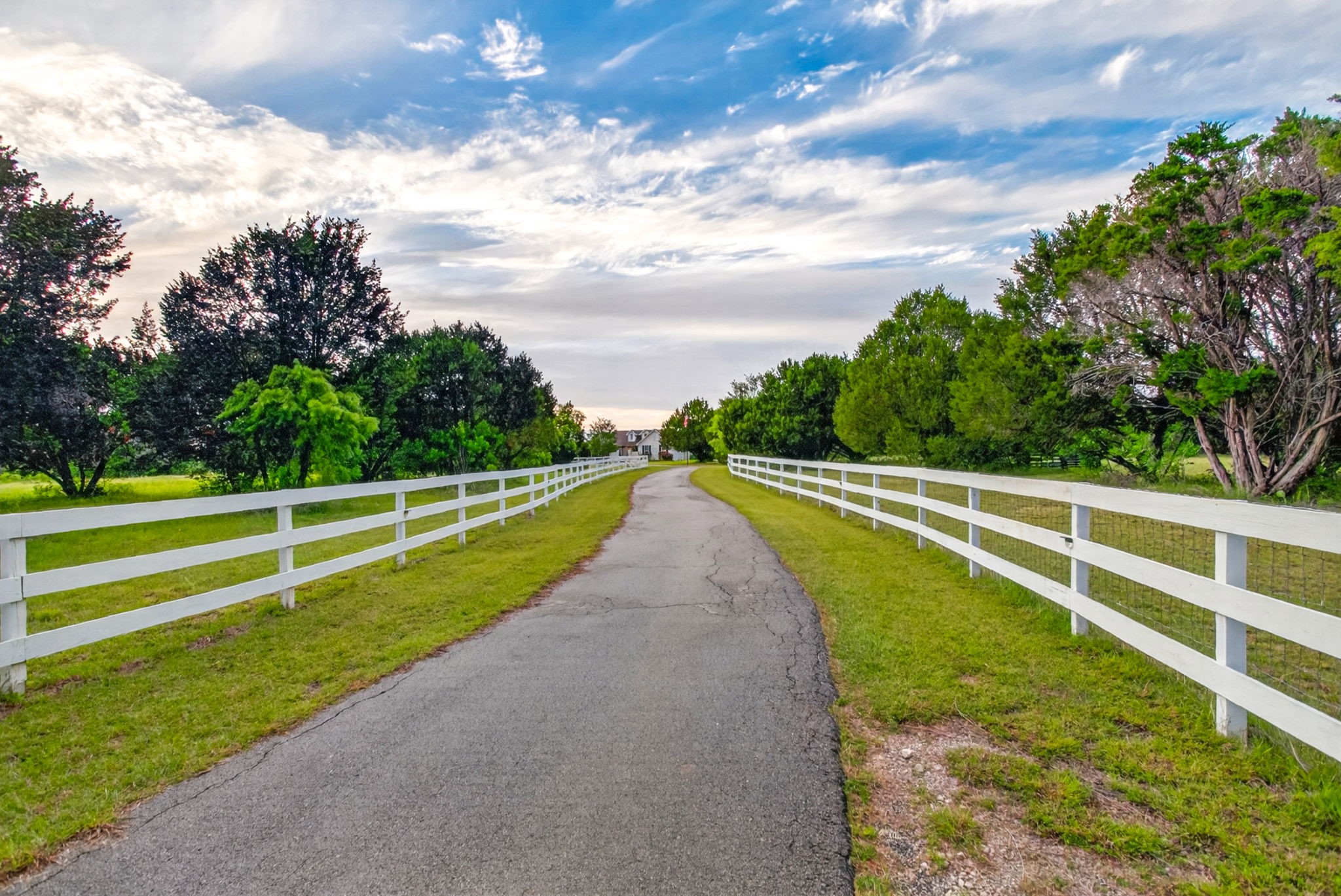 6813 Running Deer Court Granbury TX 76049