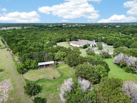 6813 Running Deer Court Granbury TX 76049