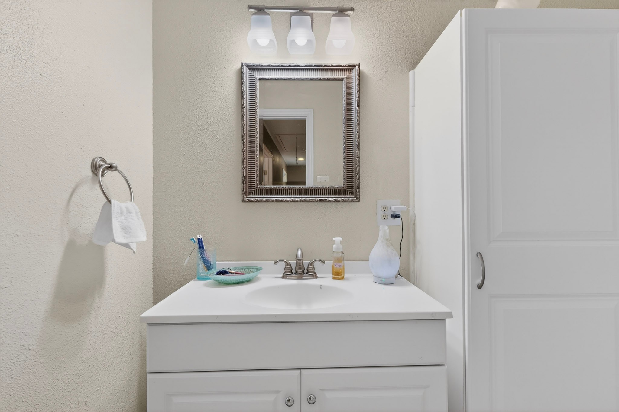 2238 Sussex Drive Garland TX 75041