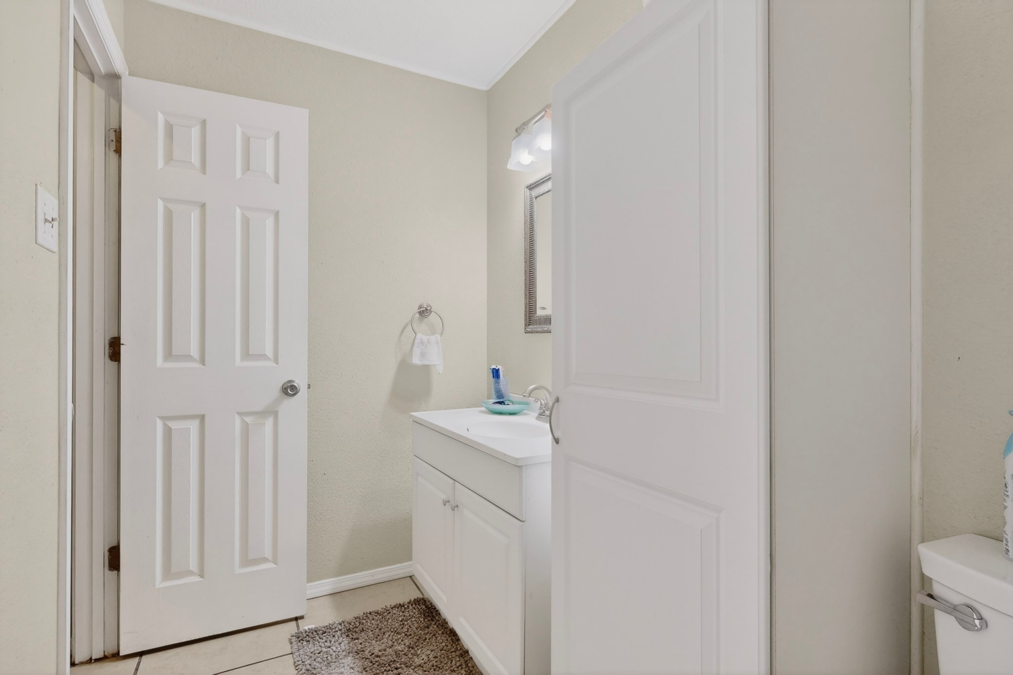 2238 Sussex Drive Garland TX 75041