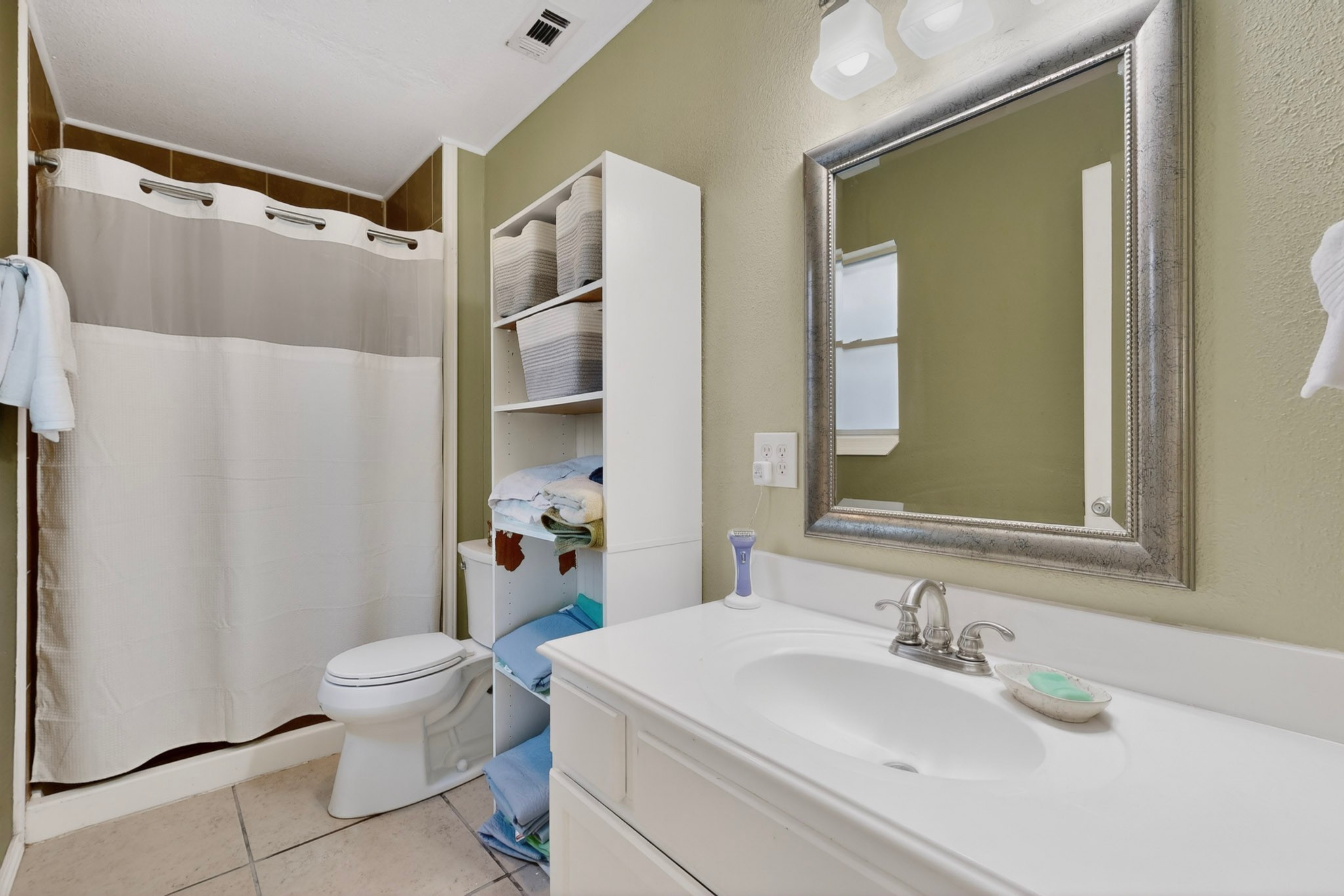 2238 Sussex Drive Garland TX 75041