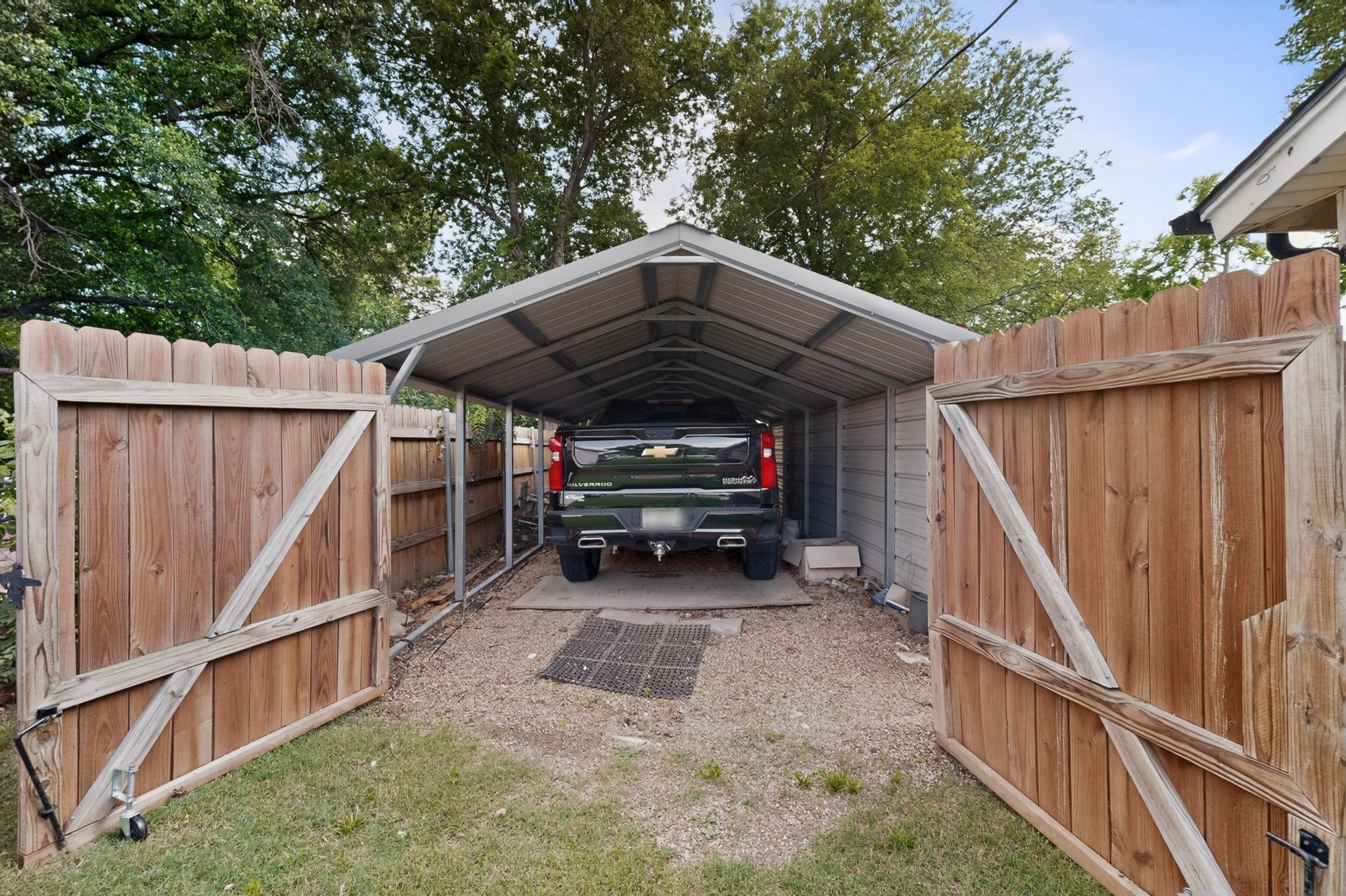 2238 Sussex Drive Garland TX 75041