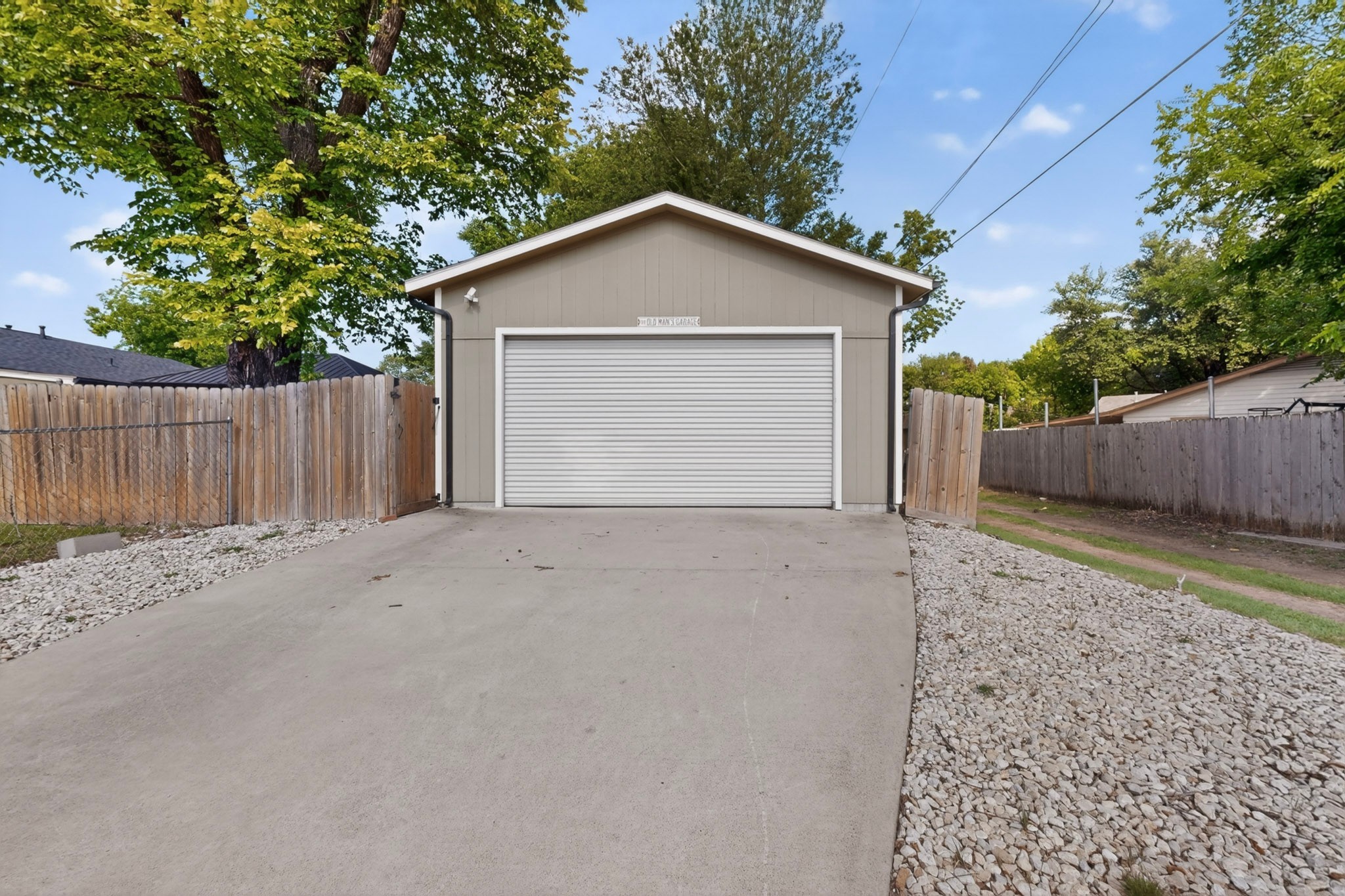 2238 Sussex Drive Garland TX 75041