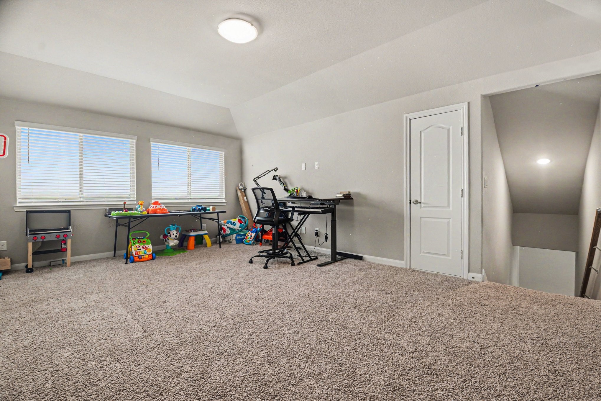 1205 Coyote Ridge Aubrey TX 76227