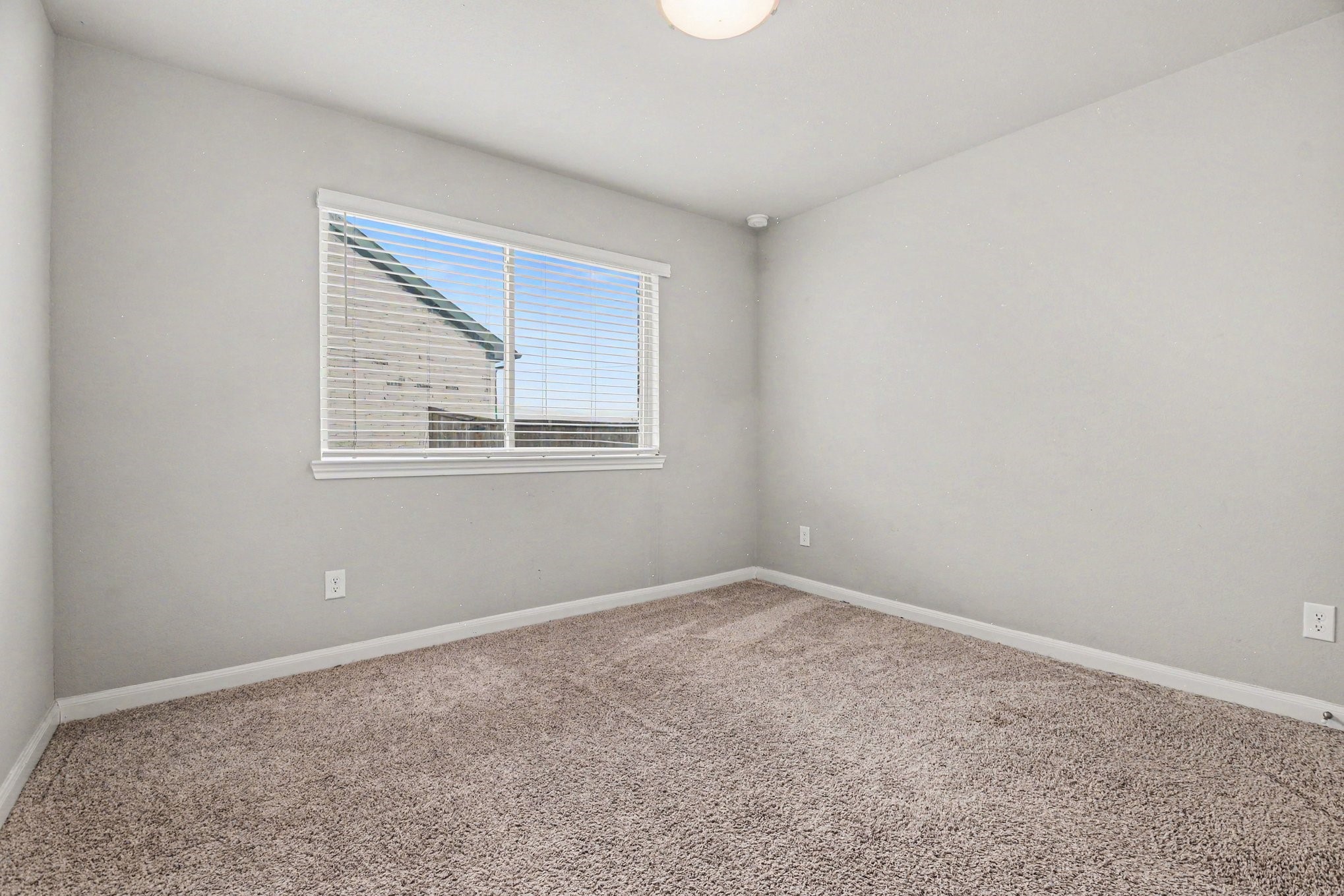 1205 Coyote Ridge Aubrey TX 76227