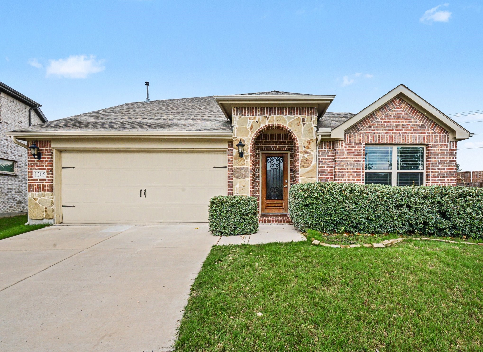 1205 Coyote Ridge Aubrey TX 76227