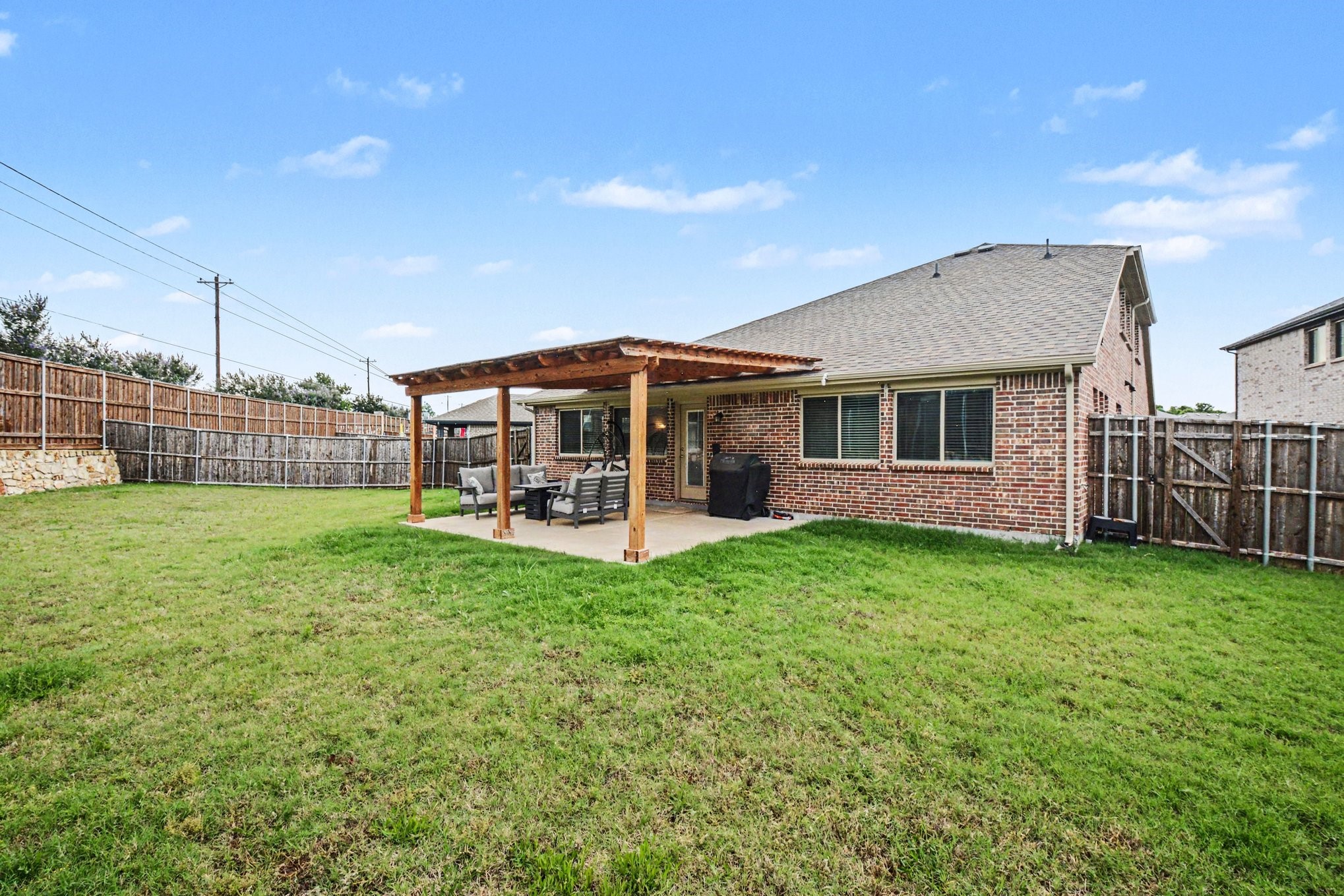 1205 Coyote Ridge Aubrey TX 76227