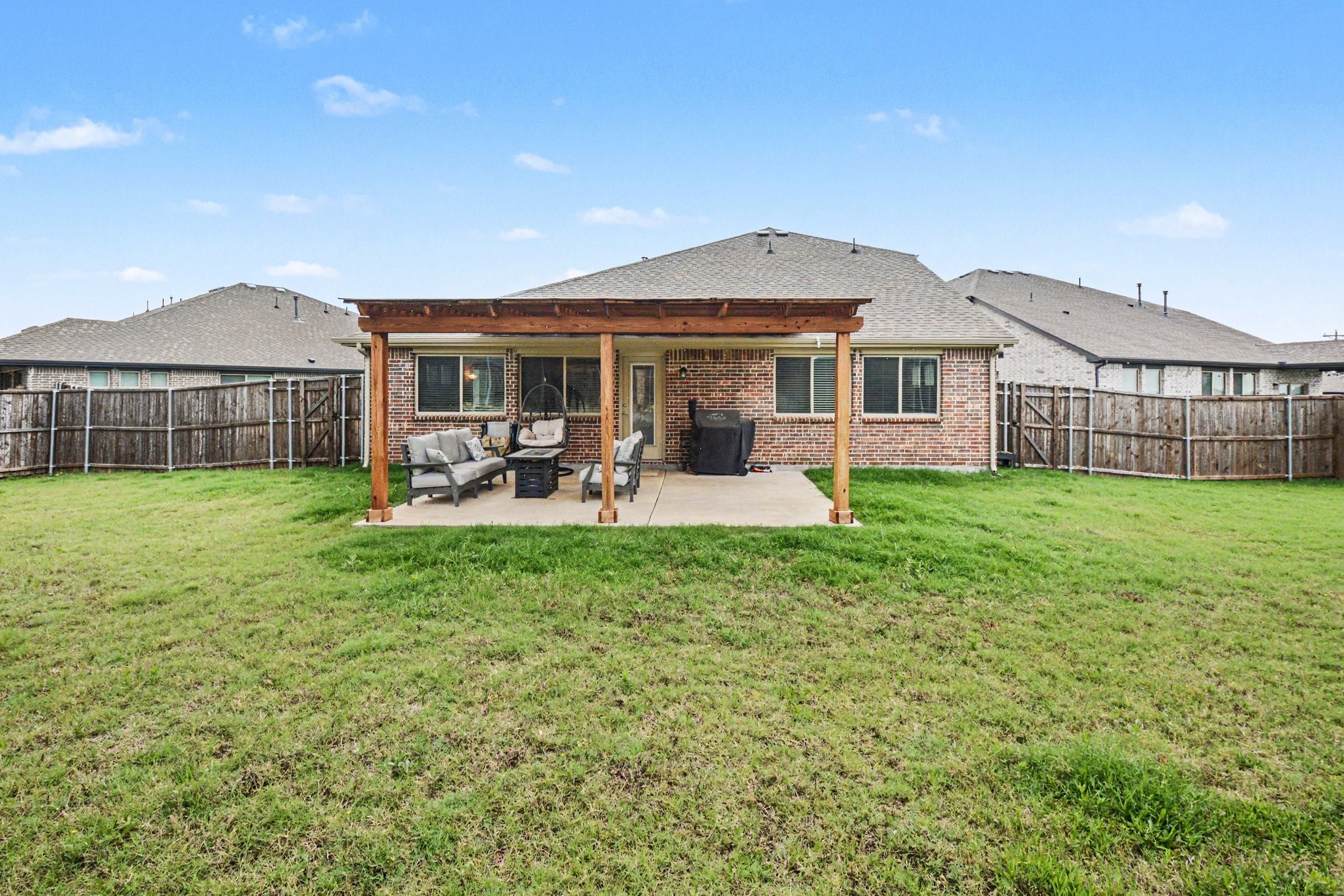 1205 Coyote Ridge Aubrey TX 76227