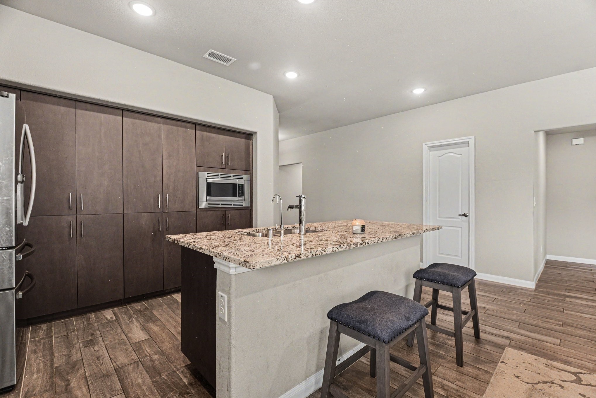 1205 Coyote Ridge Aubrey TX 76227