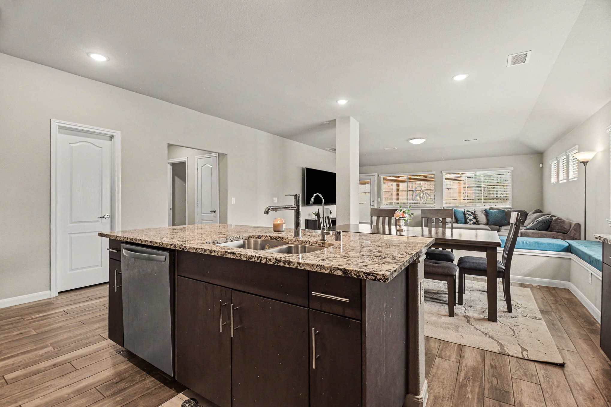 1205 Coyote Ridge Aubrey TX 76227