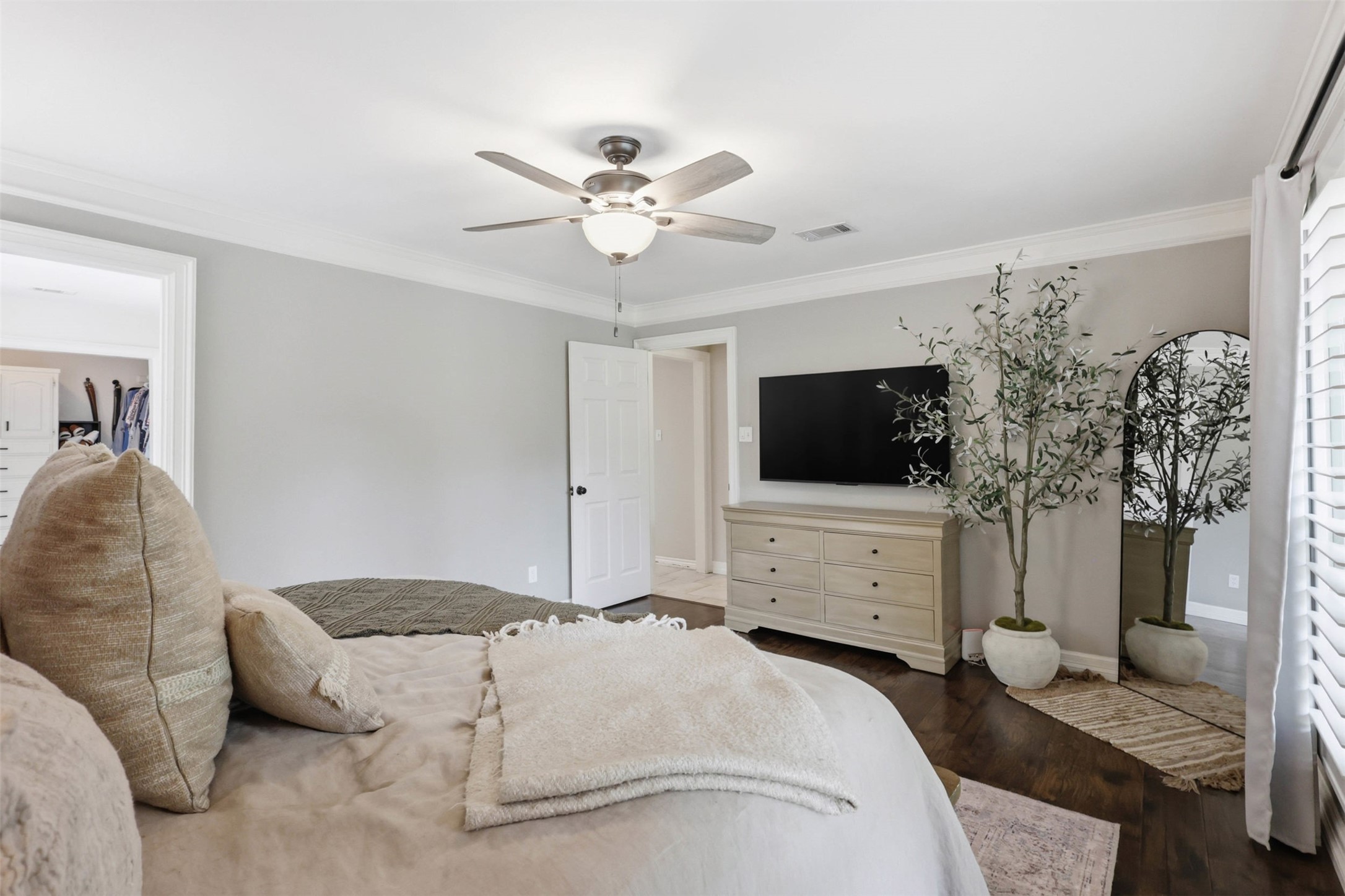 6405 Amicable Drive Arlington TX 76016
