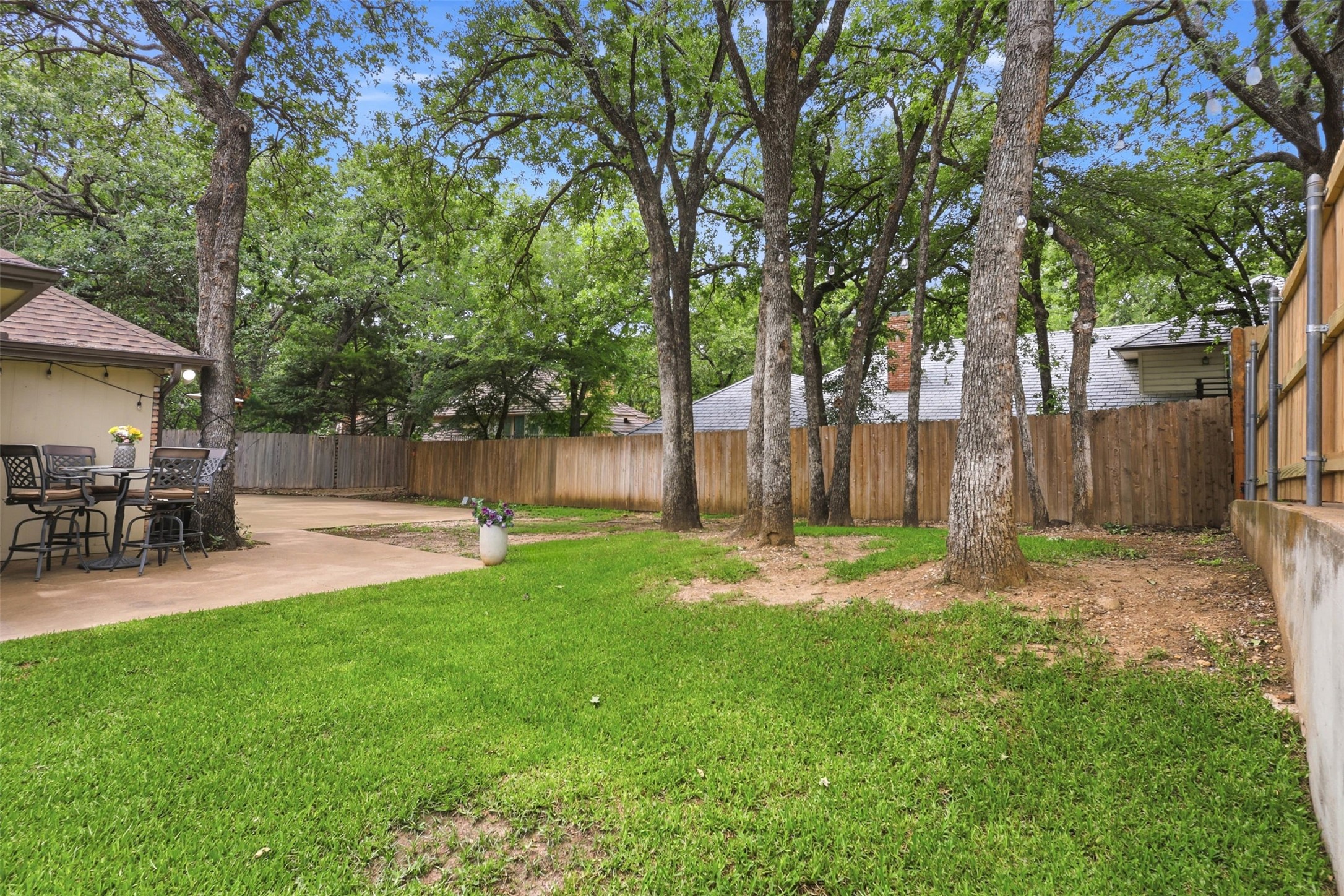 6405 Amicable Drive Arlington TX 76016