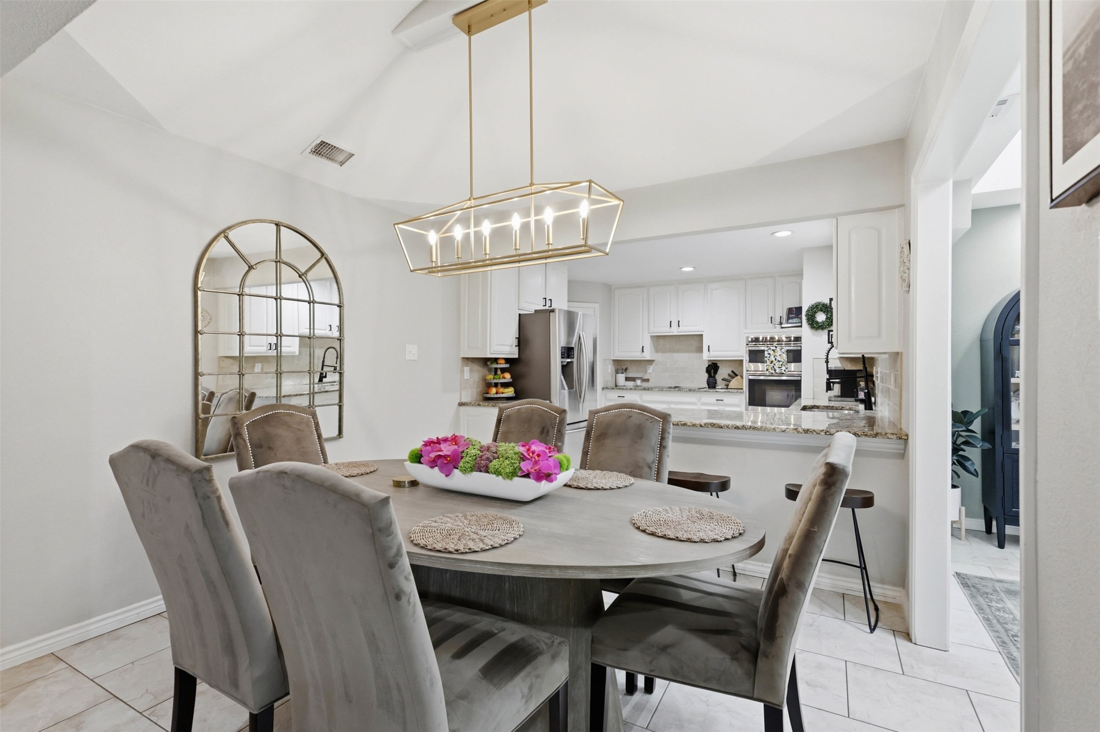 6405 Amicable Drive Arlington TX 76016