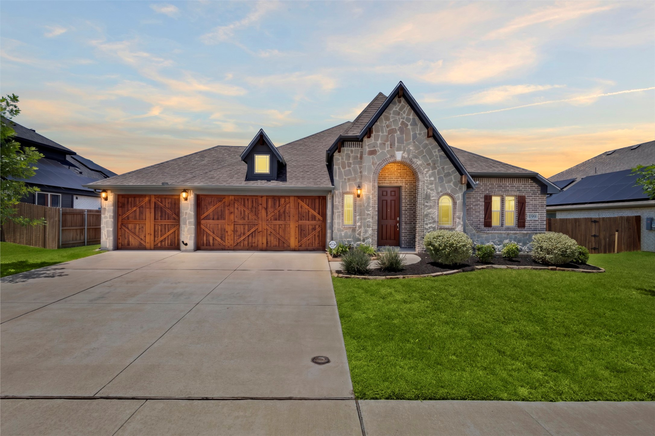 199 Mockingbird Drive Waxahachie TX 75165