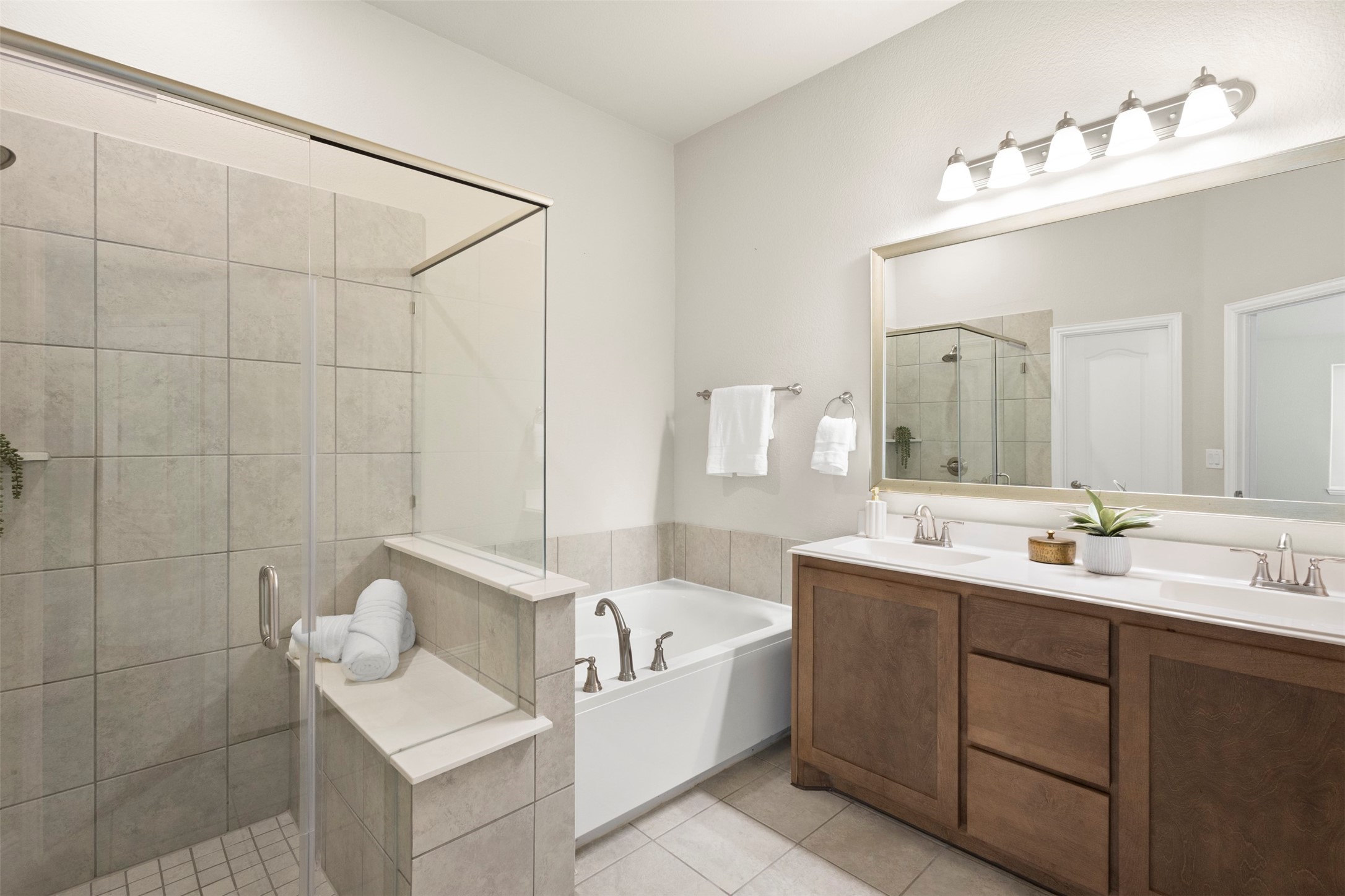 199 Mockingbird Drive Waxahachie TX 75165