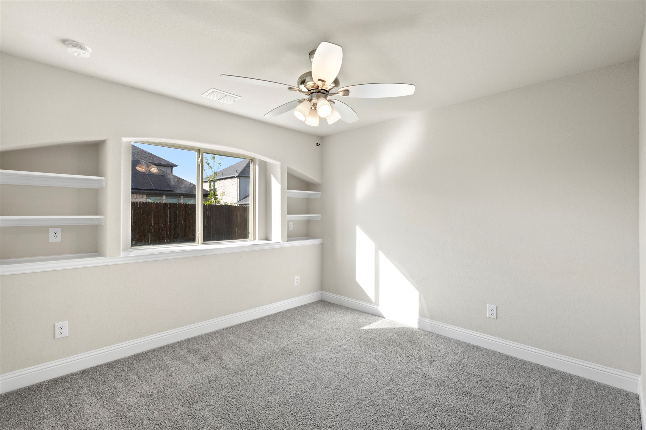 199 Mockingbird Drive Waxahachie TX 75165