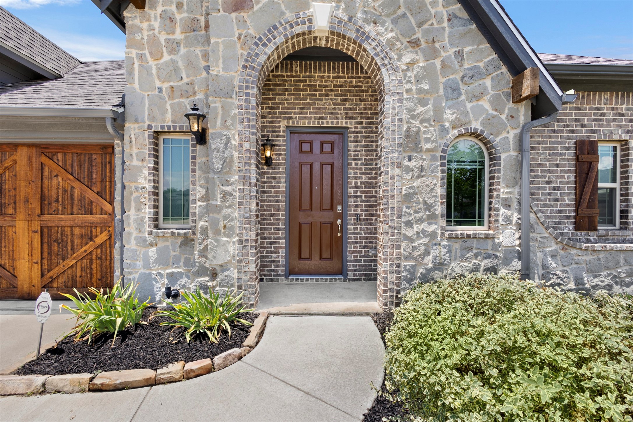 199 Mockingbird Drive Waxahachie TX 75165