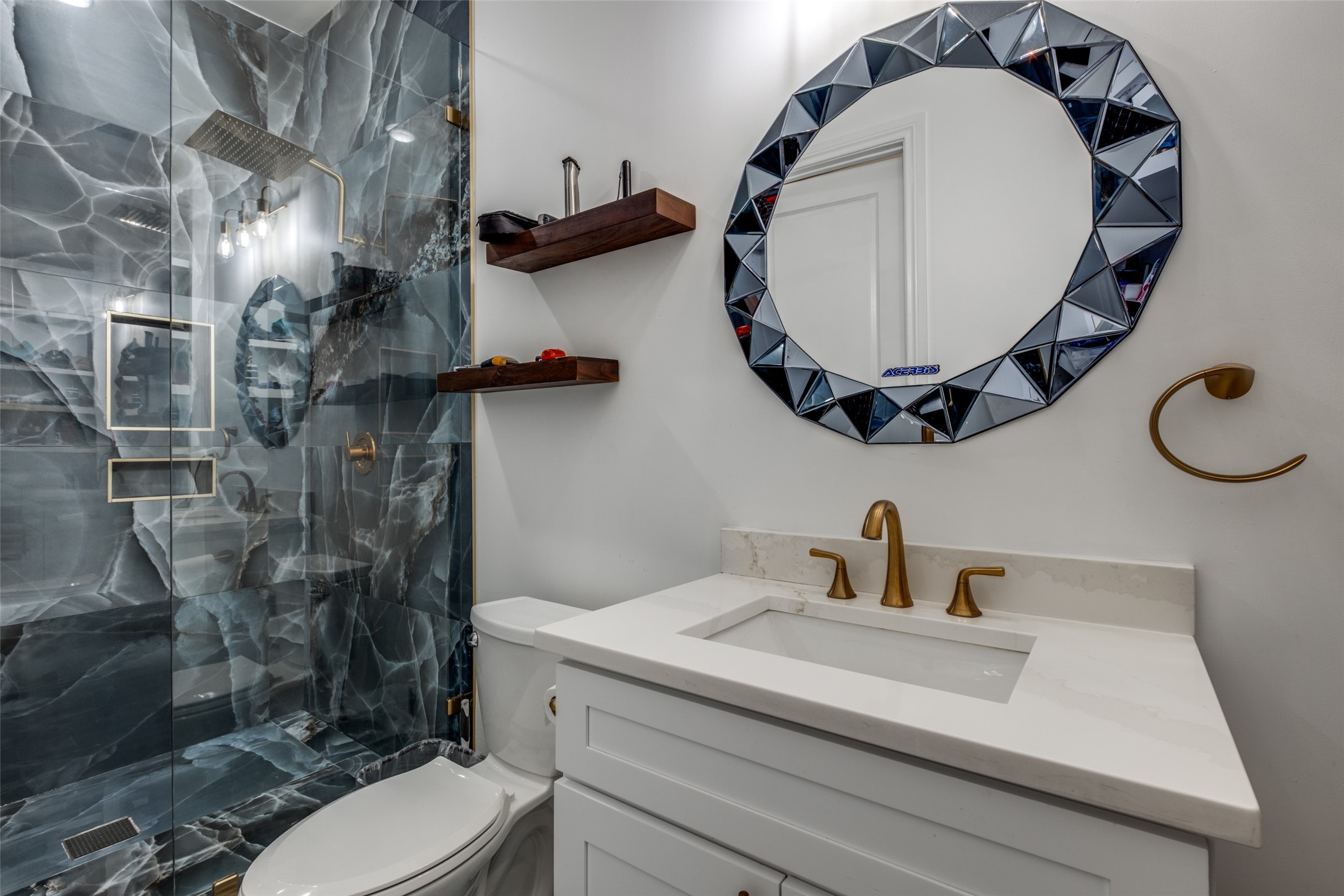 6211 Baymar Lane Dallas TX 75252