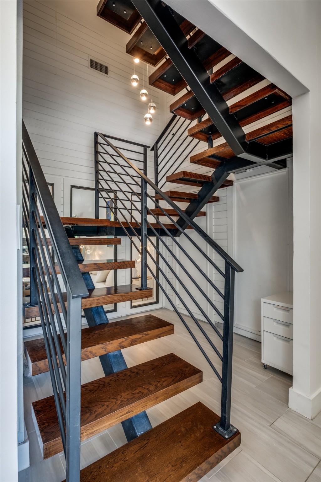 6211 Baymar Lane Dallas TX 75252