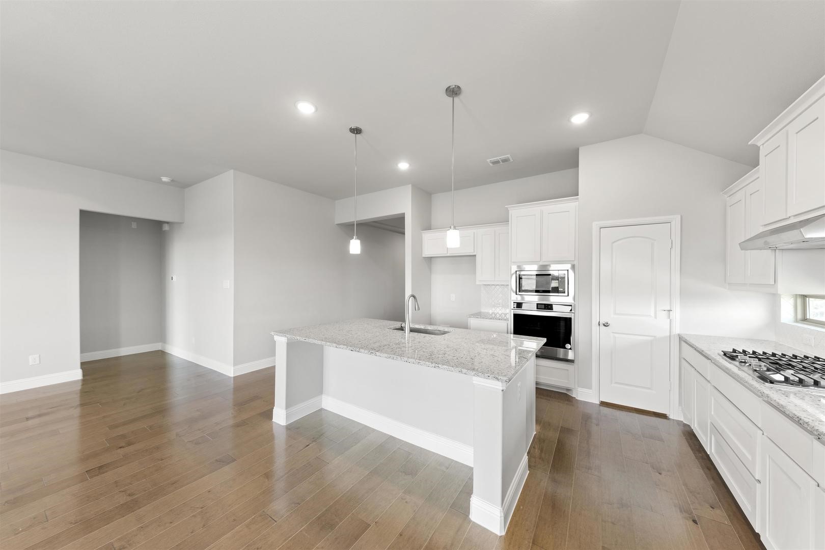 1100 Rushing Court Aubrey TX 76227