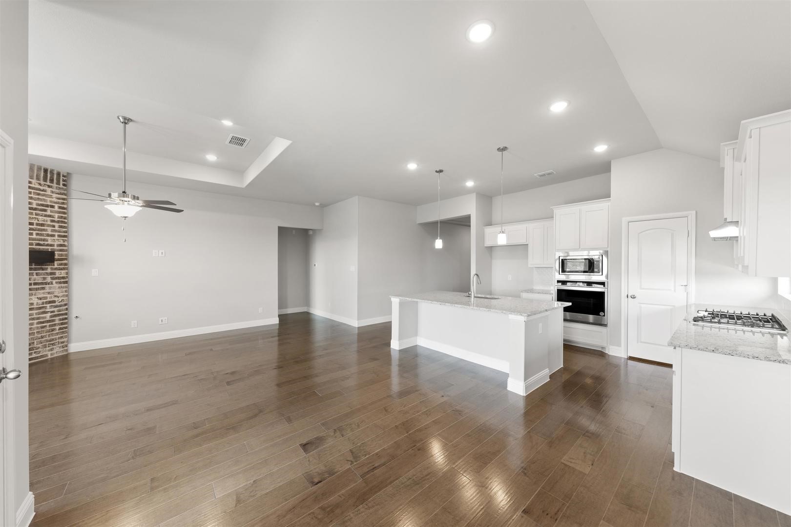 1100 Rushing Court Aubrey TX 76227