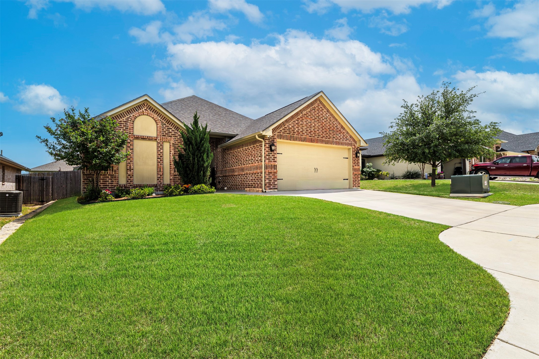 1905 Town Creek Circle Weatherford TX 76086