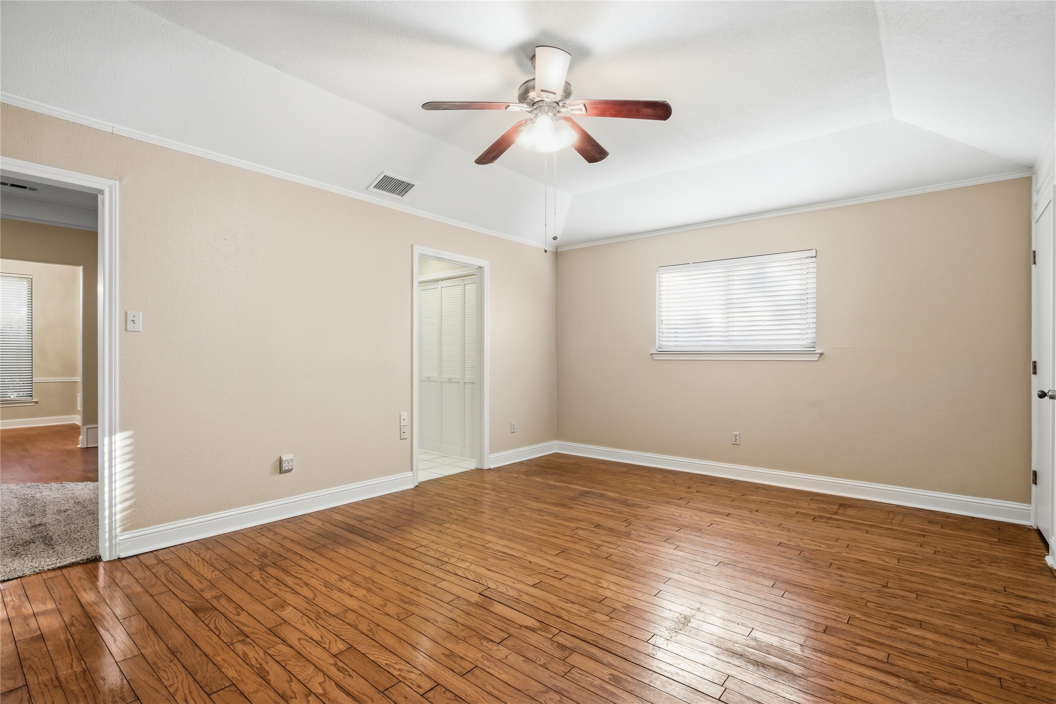 217 Willowcrest Drive Garland TX 75040