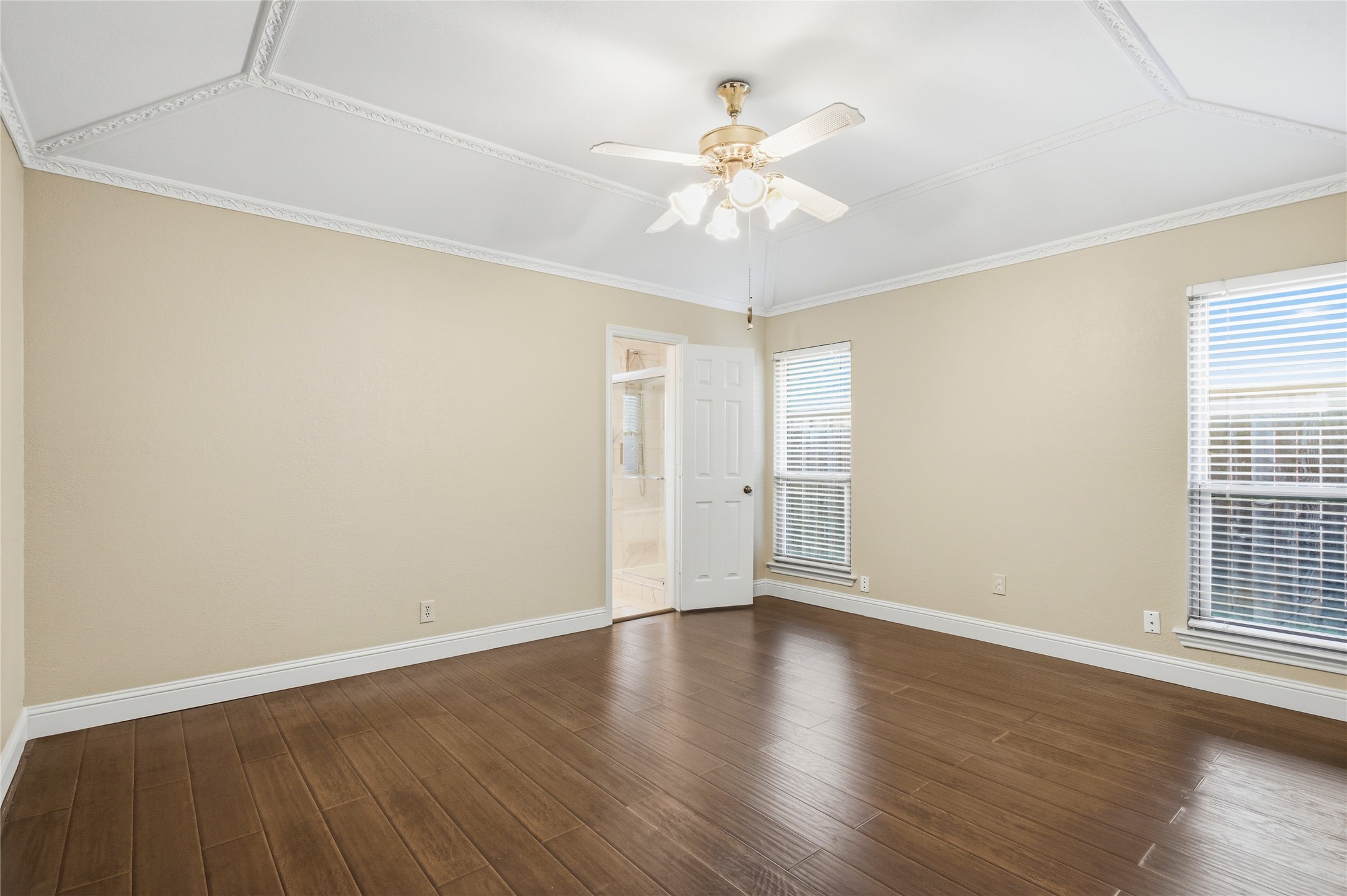 217 Willowcrest Drive Garland TX 75040