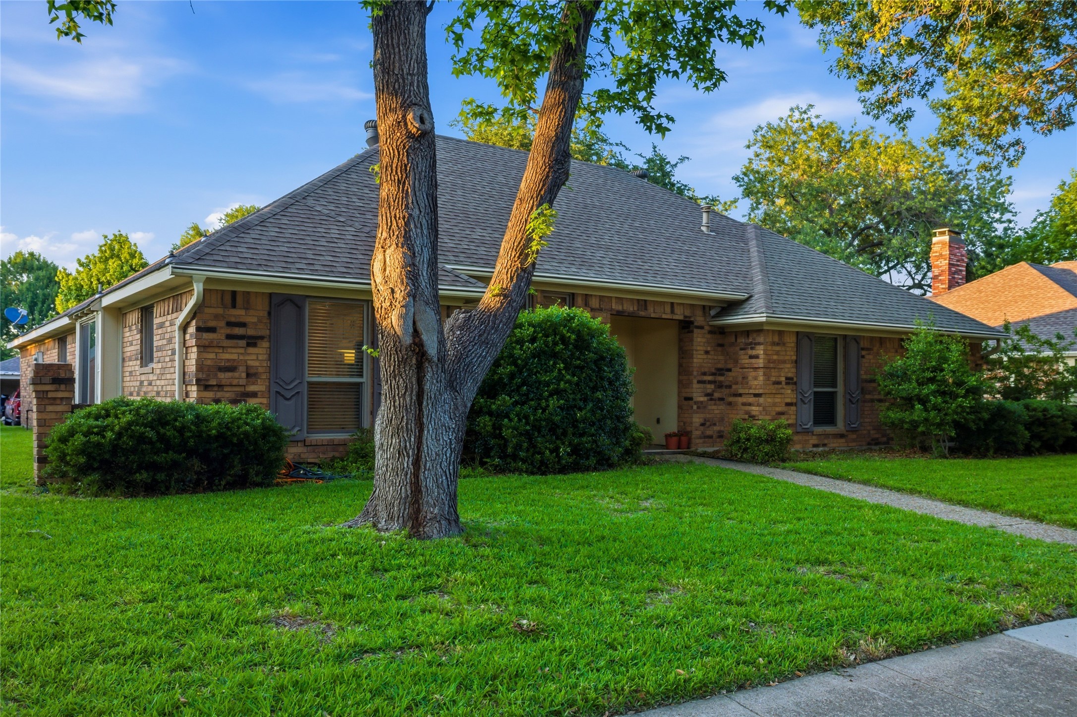 217 Willowcrest Drive Garland TX 75040
