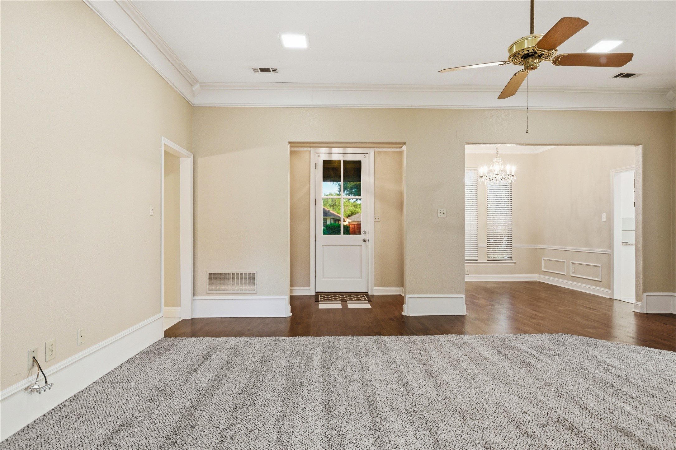 217 Willowcrest Drive Garland TX 75040