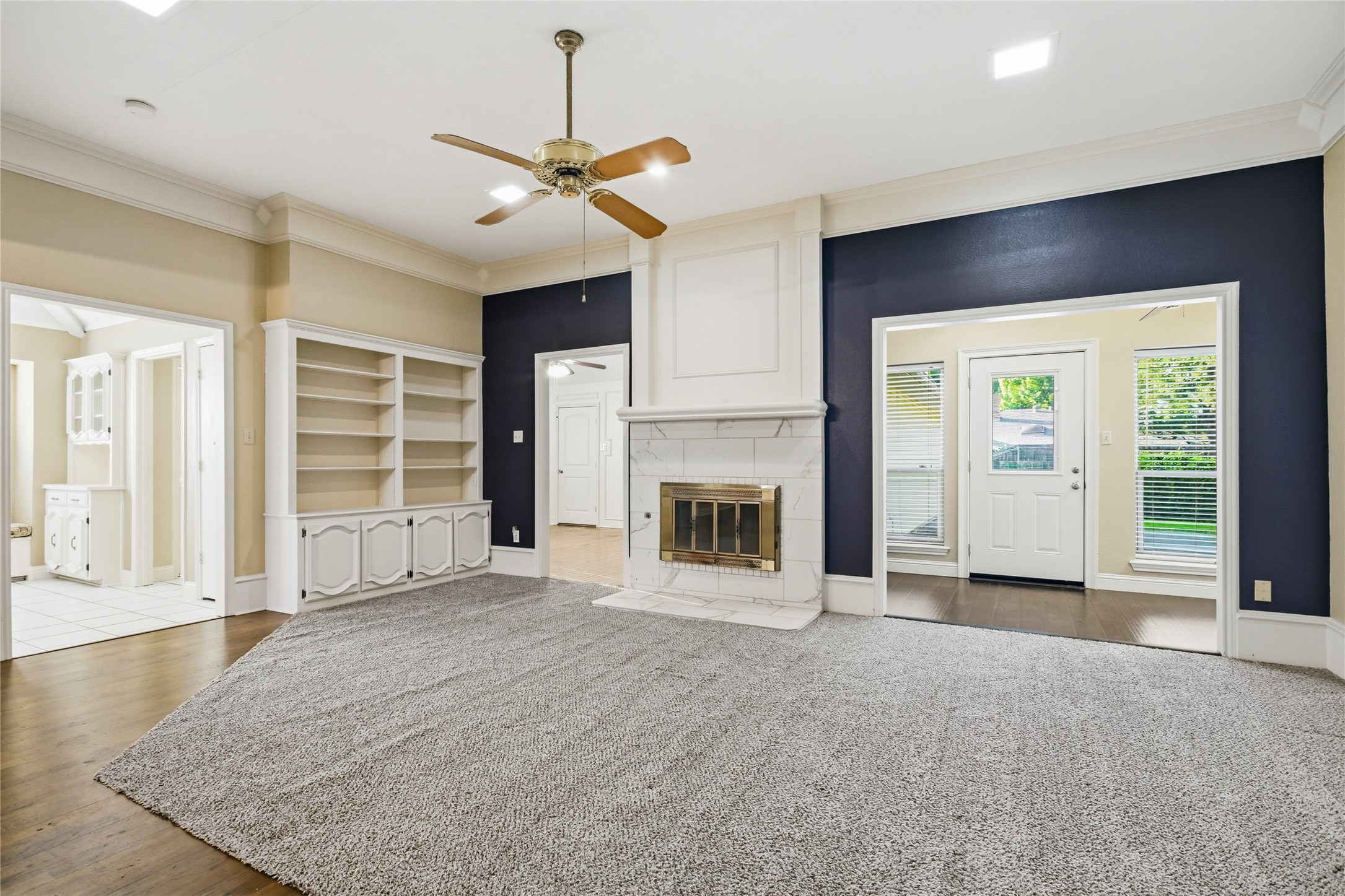 217 Willowcrest Drive Garland TX 75040