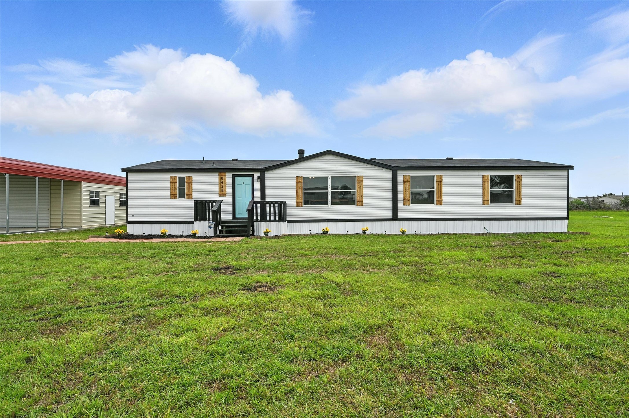 8425 Longhorn Drive Justin TX 76247