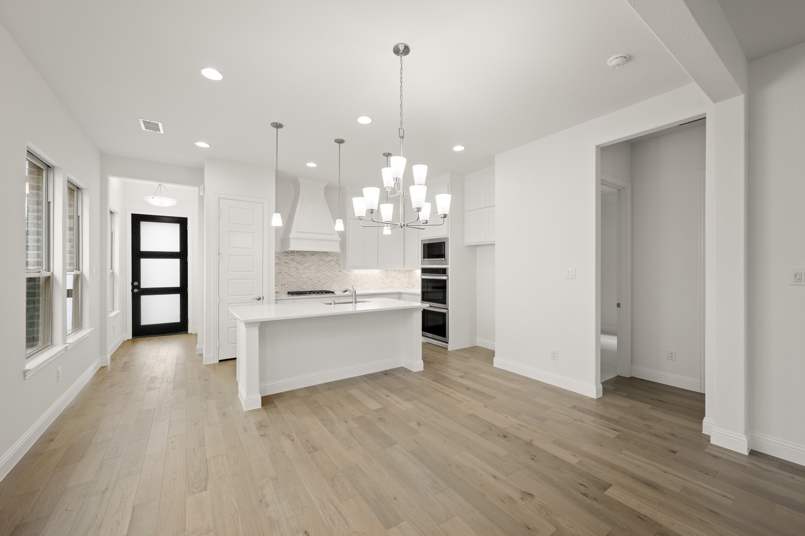 1540 Euclid Alley Corinth TX 76208