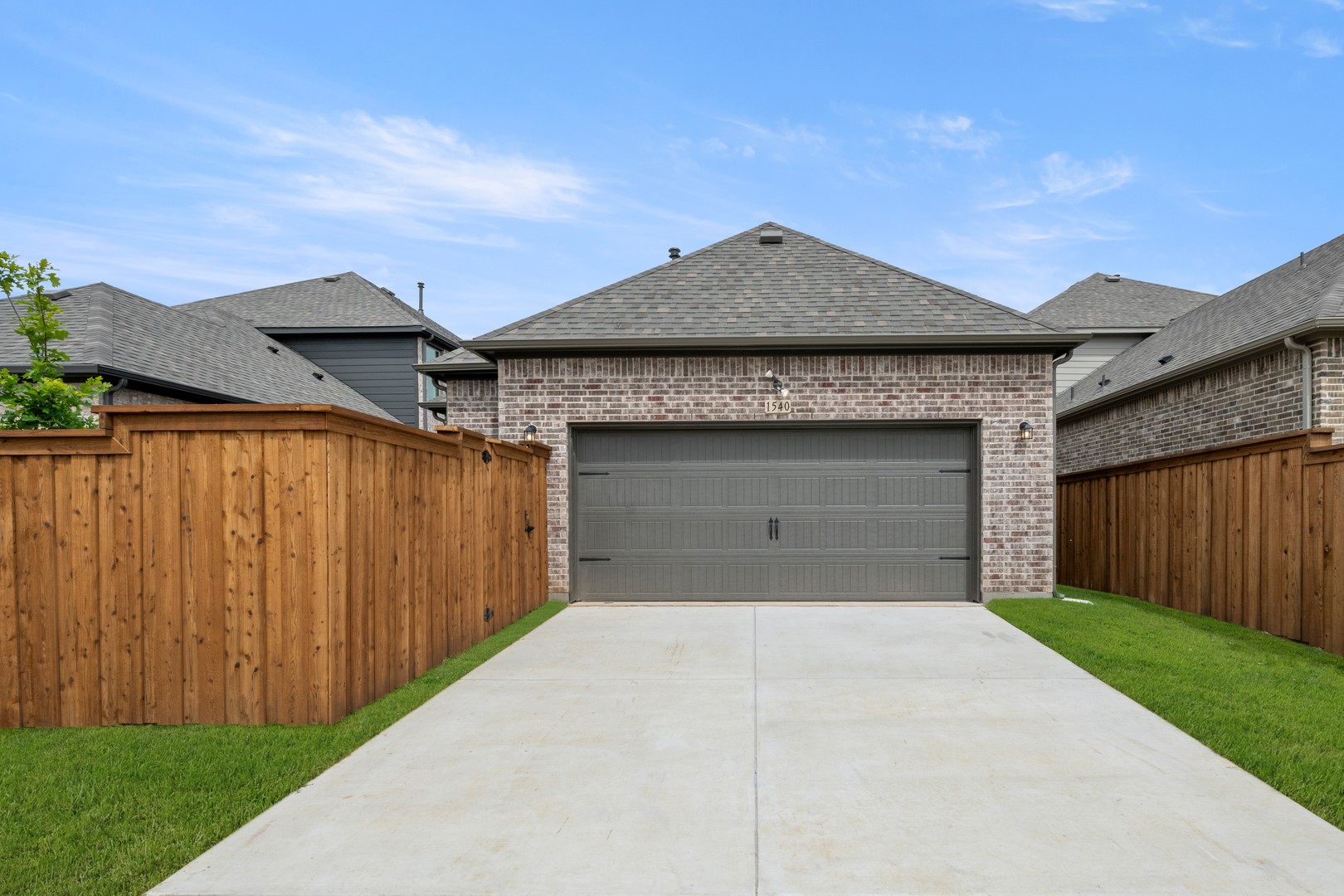 1540 Euclid Alley Corinth TX 76208