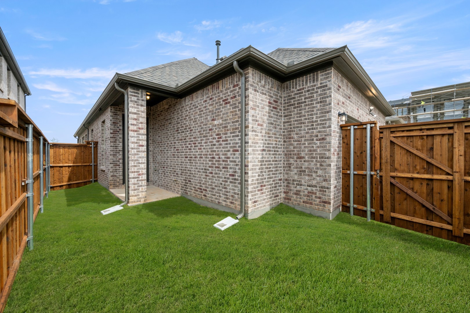 1540 Euclid Alley Corinth TX 76208