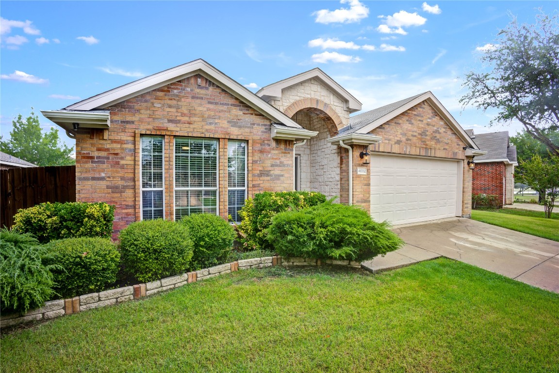 4002 Collin Court Heartland TX 75126