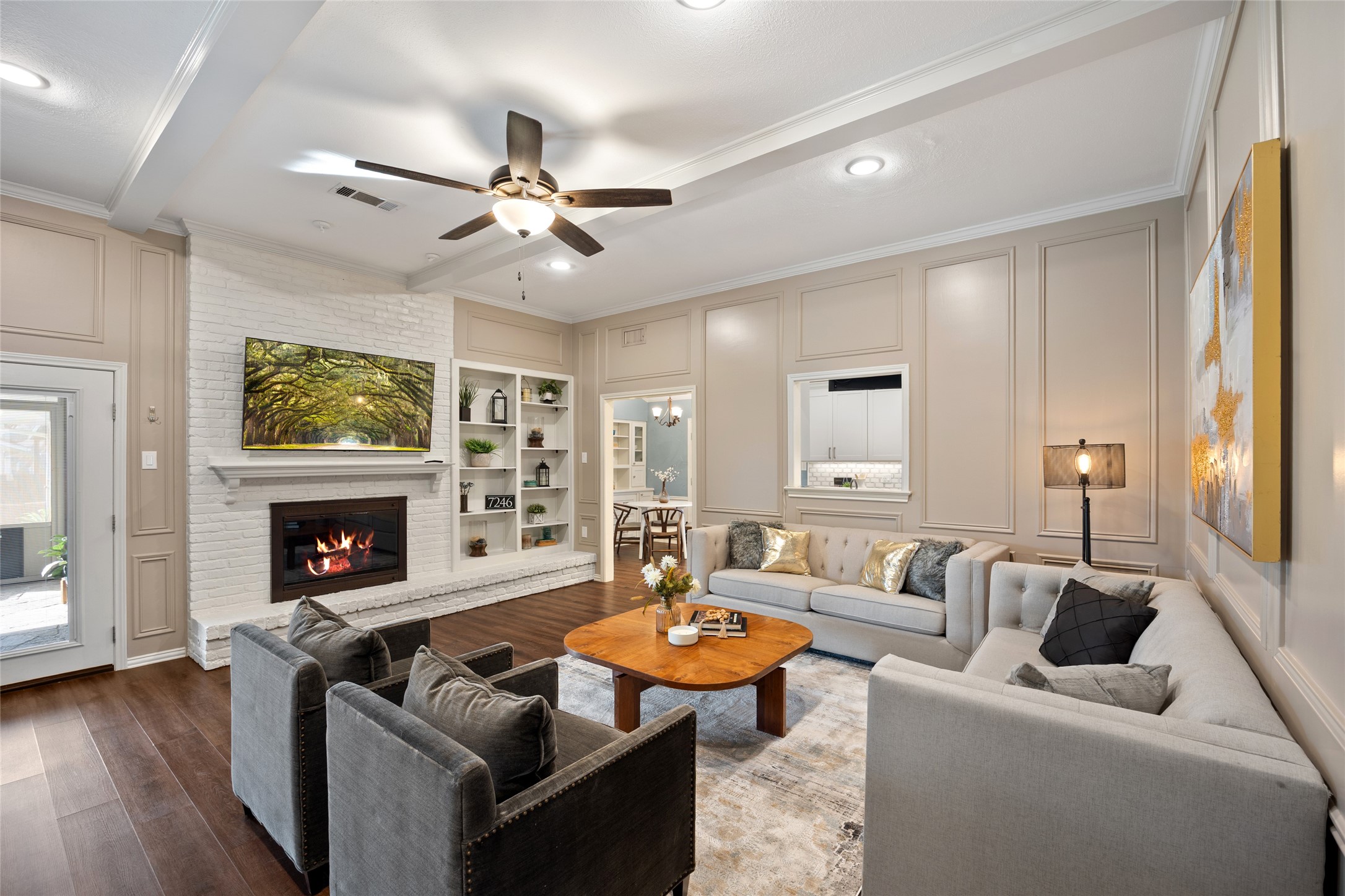 7246 La Sobrina Drive Dallas TX 75248