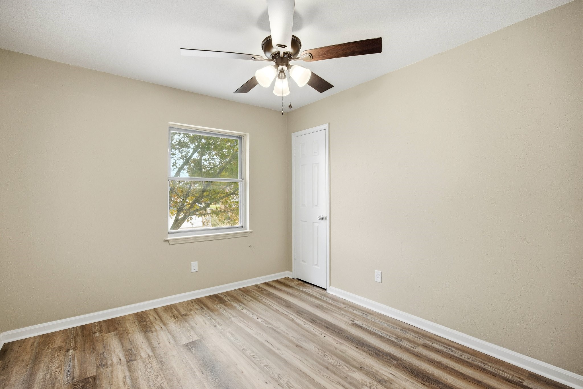 5600 Choctaw Drive Granbury TX 76049