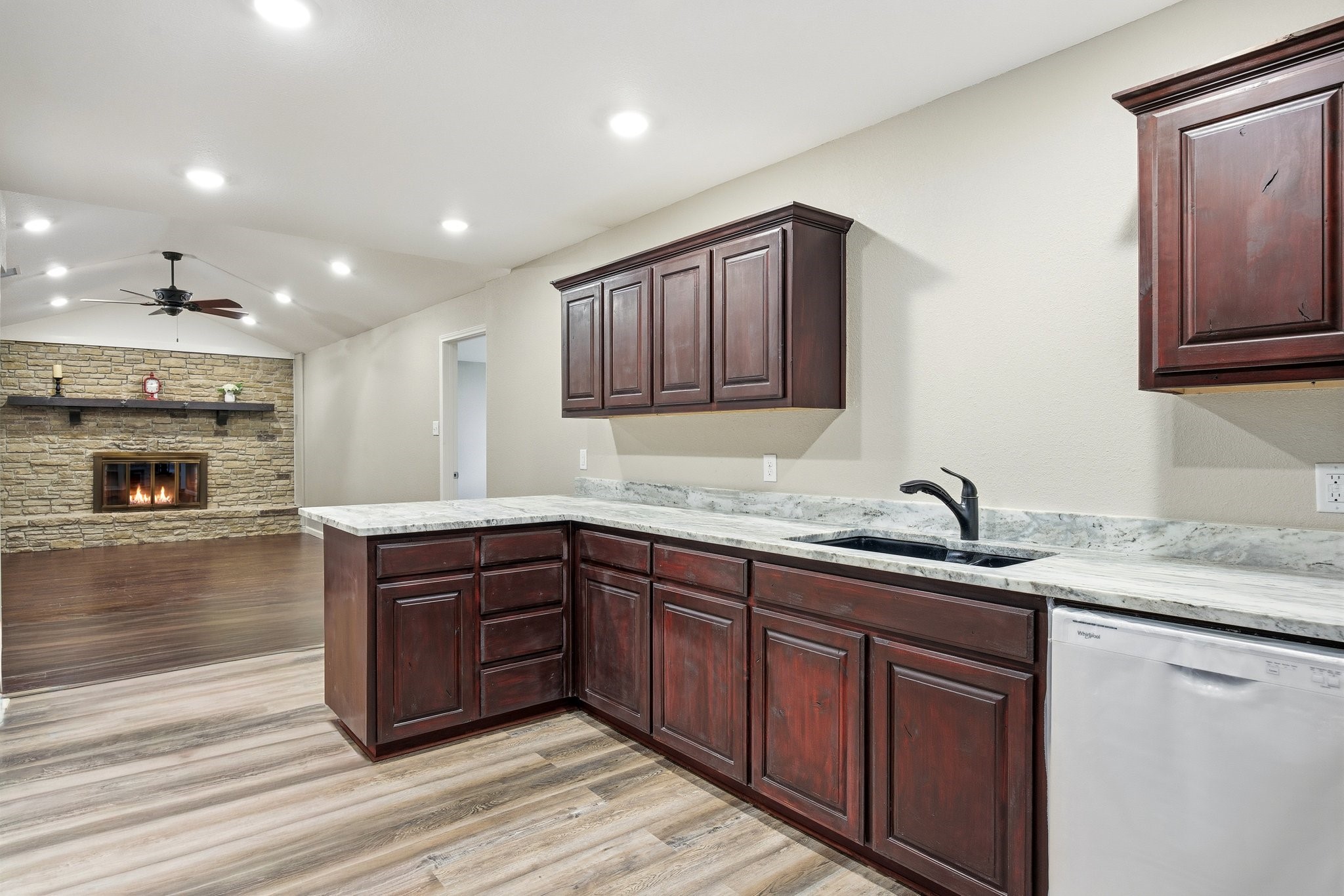 5600 Choctaw Drive Granbury TX 76049