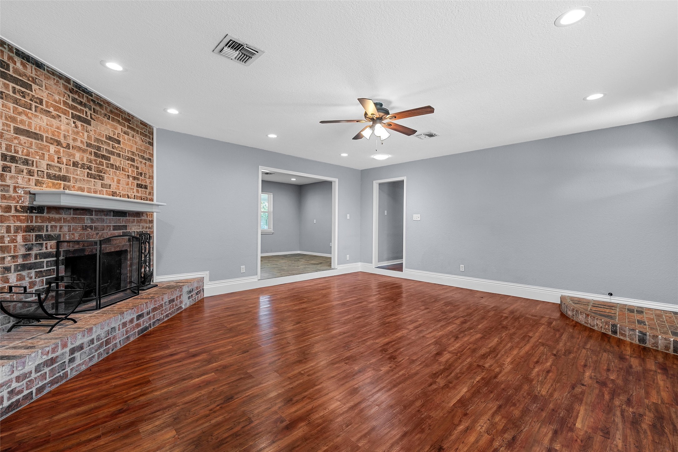 244 Alamosa Drive Hewitt TX 76643