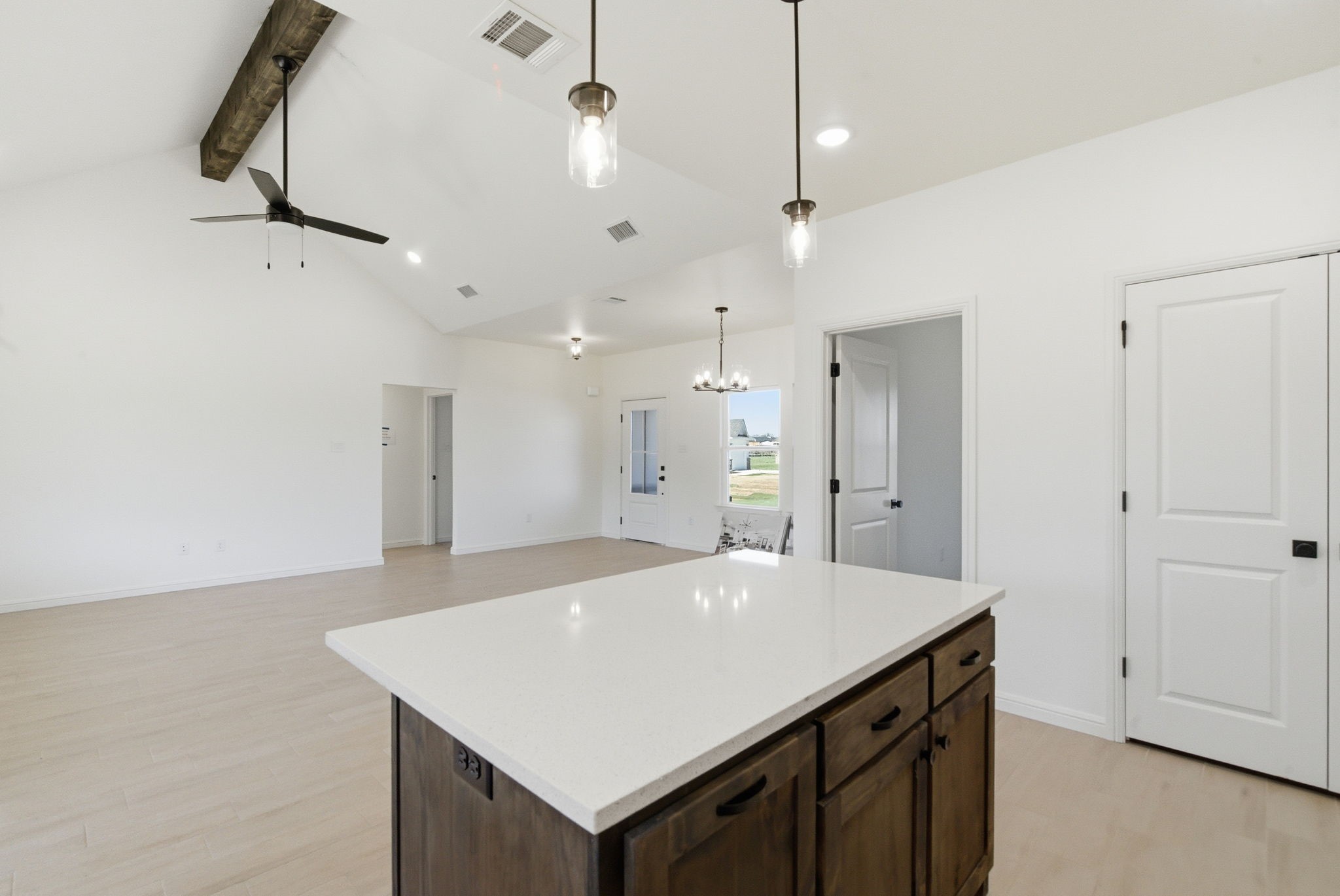 252 Yawney Drive Lipan TX 76462
