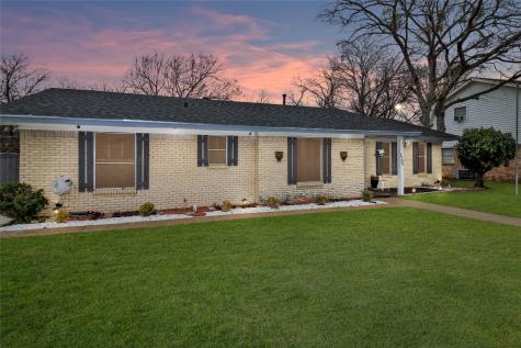 1706 Clifton Court Grand Prairie TX 75051