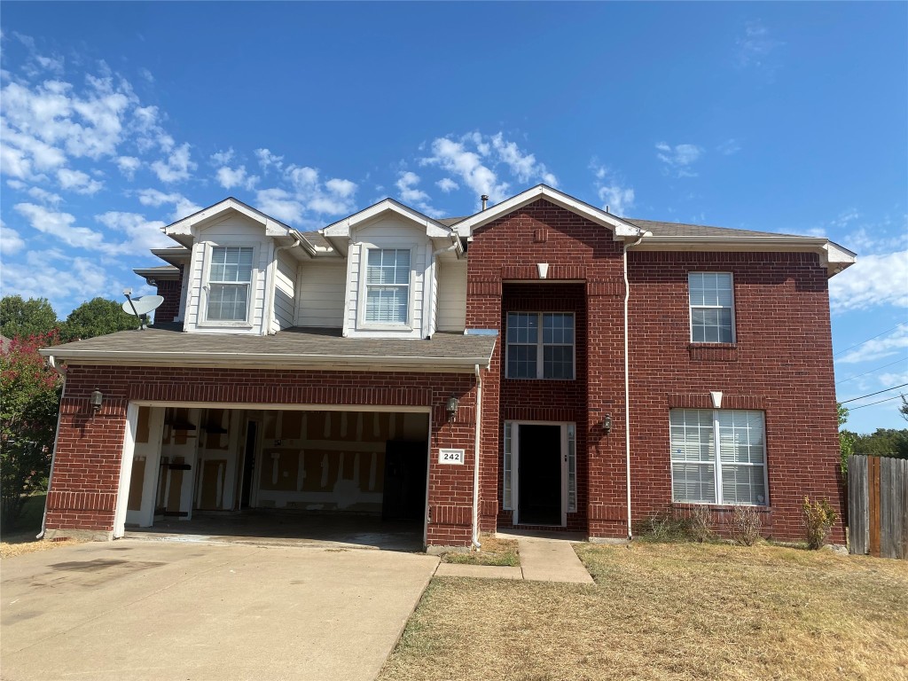 242 Saloon Drive Grand Prairie TX 75052