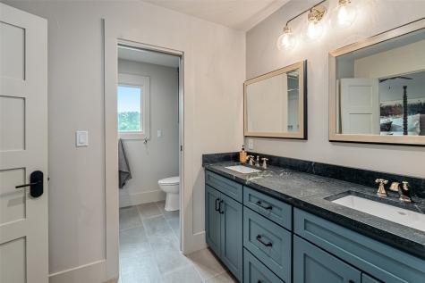 913 Private Road 6665 Mineola TX 75773