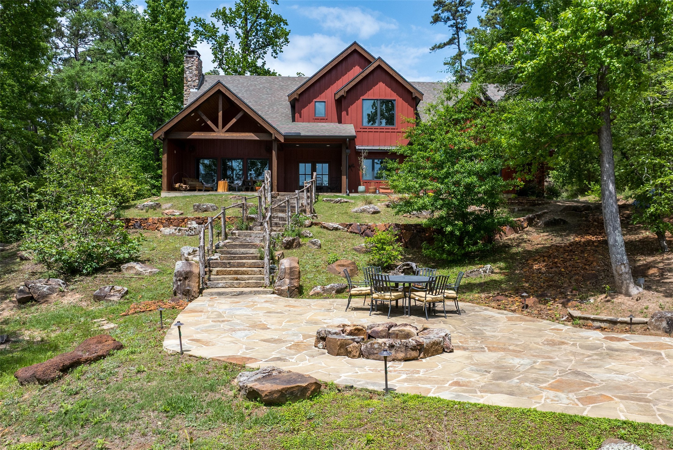 913 Private Road 6665 Mineola TX 75773