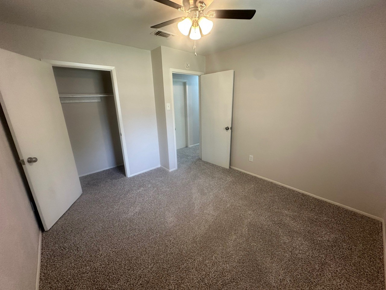 314 W Shaw Street Duncanville TX 75137