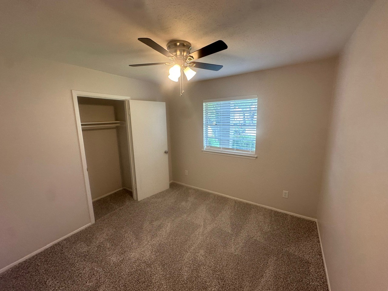 314 W Shaw Street Duncanville TX 75137